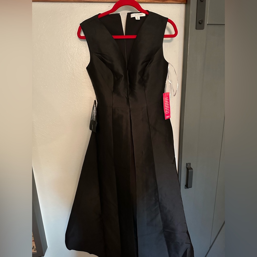 NWT Kay Unger Black Walk Thru Jumpsuit Brooklyn Size 4 - Picture 6 of 8